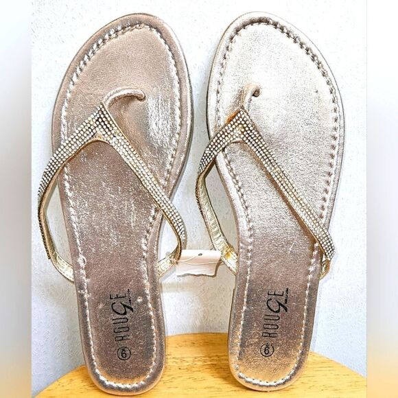 Rouge! Shoes - ROUGE Women's Gold Sparkly Flip Flops Size 9 BRAND NEW